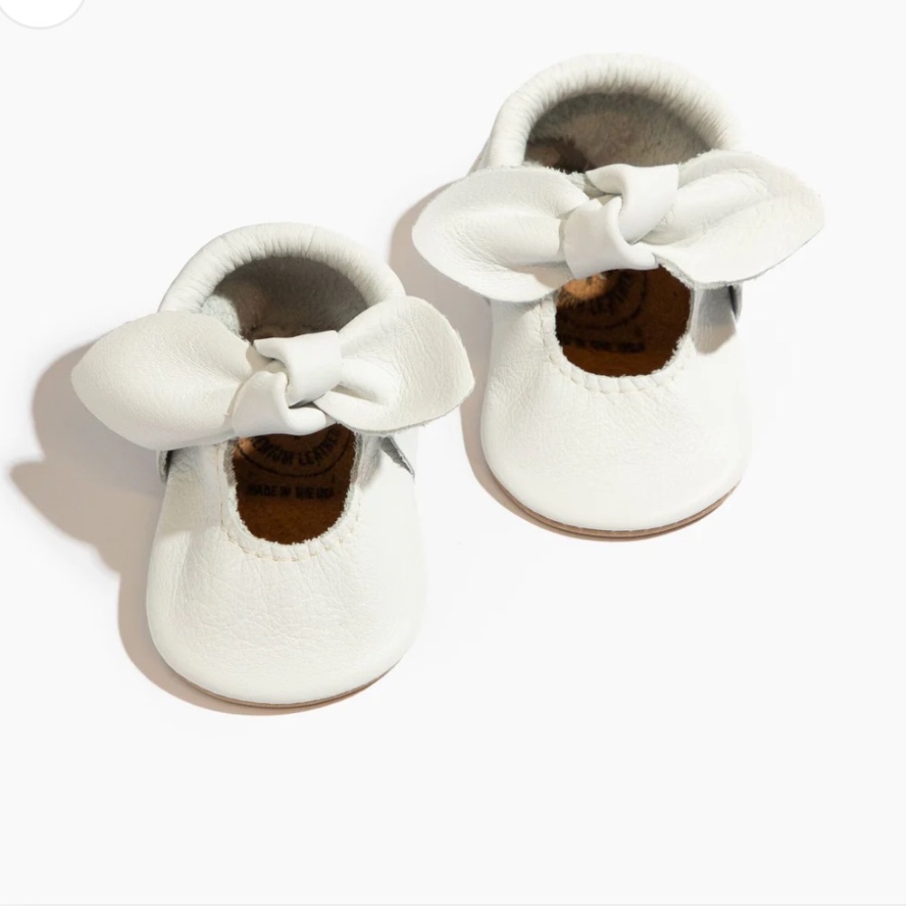 Freshly Picked Bright White Baby Shoes with Bow